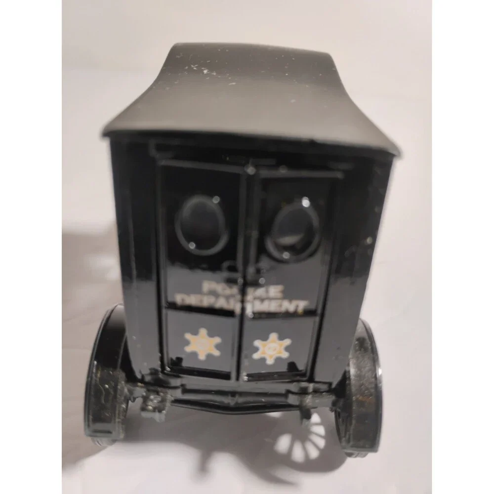 Ford Model T New York Police Department Paddy Wagon 1:24